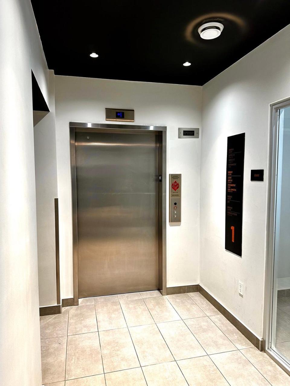 Initial / Espace M / Centre-Ville De Quebec المظهر الخارجي الصورة